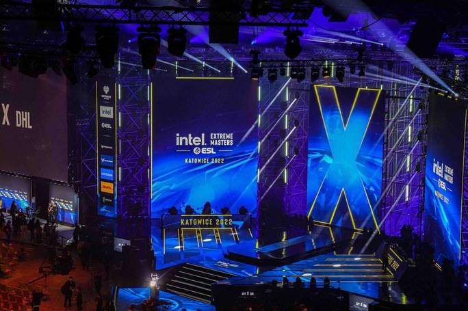 Jak si postavit turnajovou sestavu do 10 000 Kč