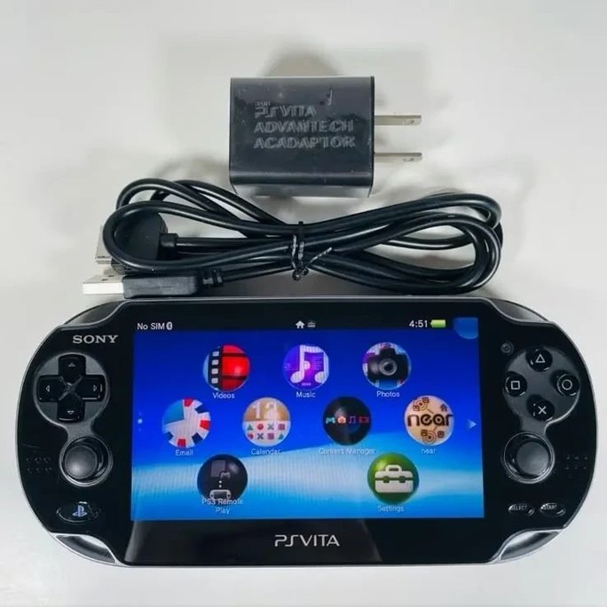 PS Vita (OLED model 1000) — náhled 3